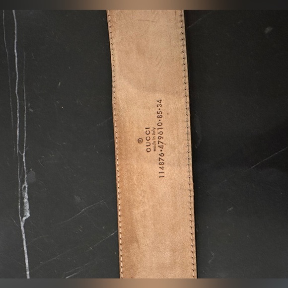 Gucci Leather Belt with Double G Silver Shiny Buckle - Picture 2 of 6